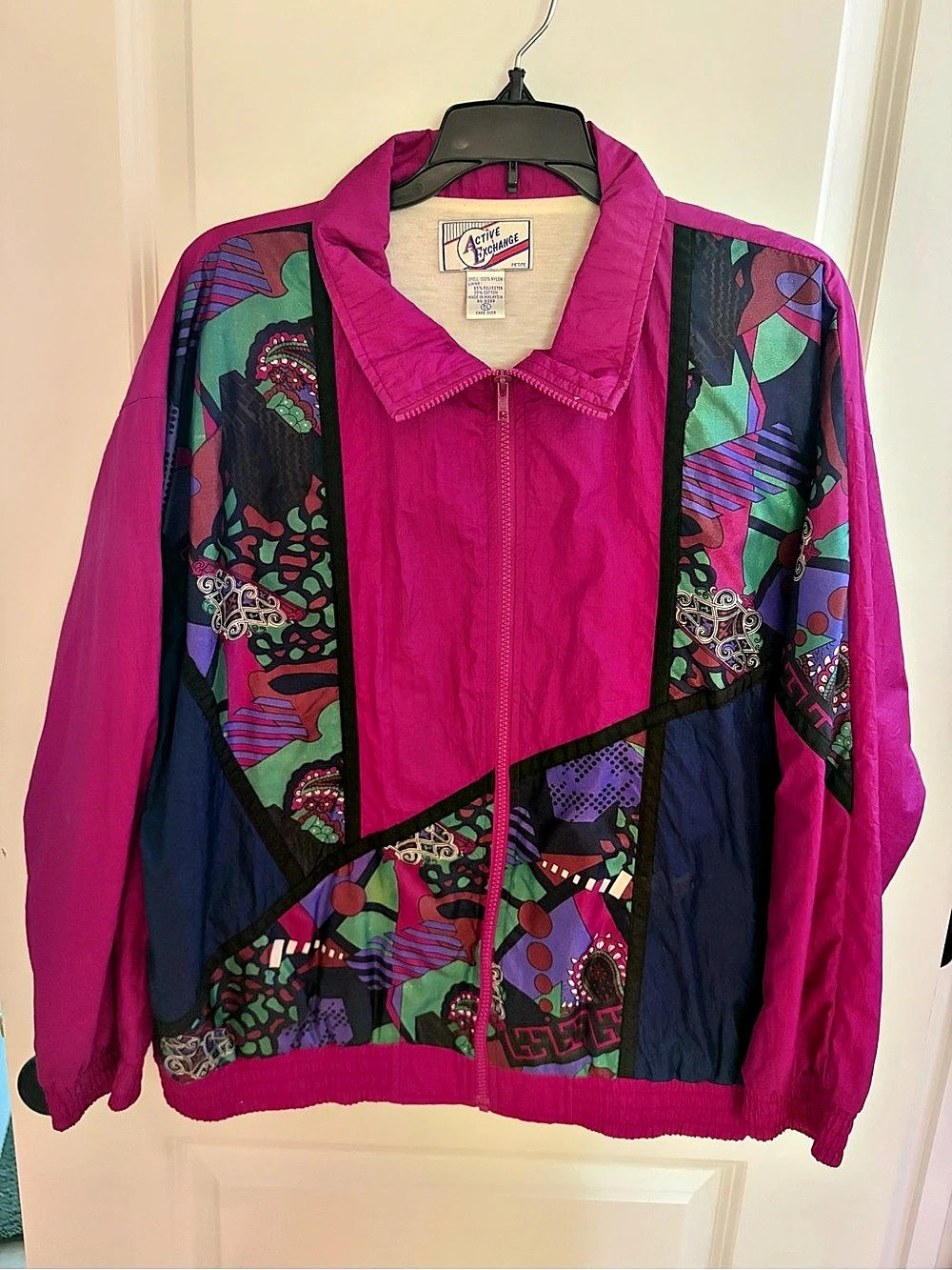 Vintage 80s 90s Active Exchange Pink Abstract Colorblock Nylon Windbreaker Petit